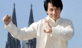 娱乐圈成龙吃瓜是真的吗,真相还是谣言？